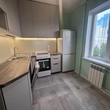 Продаж 1К квартири з ремонтом Ахматовой Ревуцького Драгоманова Позняки