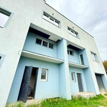 Продаж котеджу в с. Конопниця