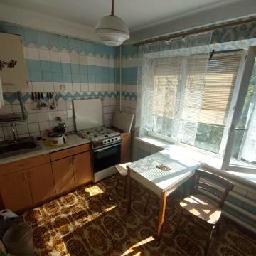 Сдается двухкомнатная квартира ост. Роддом