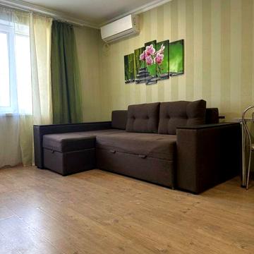 Оренда квартири, Черчилля 93, метро Лісова, Даринок