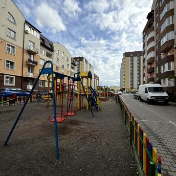 1-й провулок Вінницький, 14