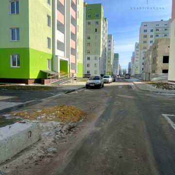 Героїв Харкова просп. (Московський), 270