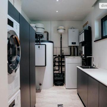 Продаж 5к Дім Сагайдачного вулиця ЖК Riviera Village