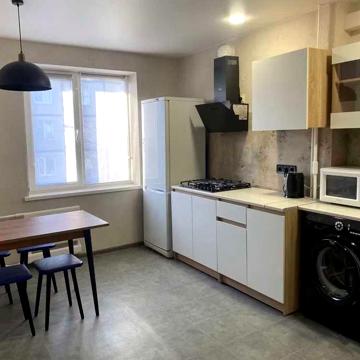 Вулиця Леоніда Стромцова, 38м²,