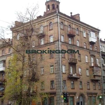 Саксаганського вул., 63/28