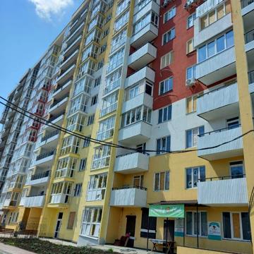 Гвардійців-Широнінців вул., 72 в