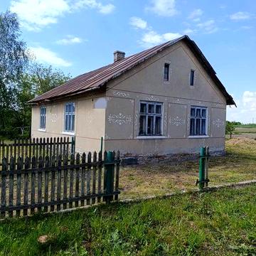 Будинок в с.Комарів