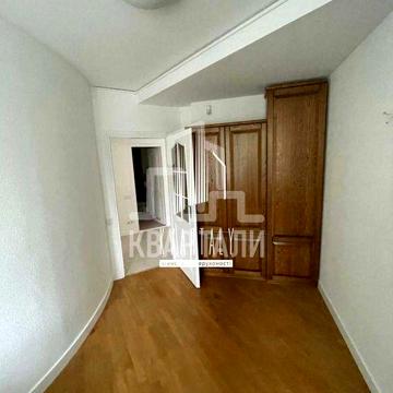 Продаж 3-ої квартири, 85 м2, 3-пов. вул. Бастіонна, 15, м. Звіринецька
