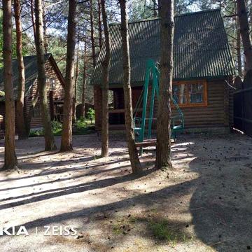 Продаж дачного будинку  біля лісу