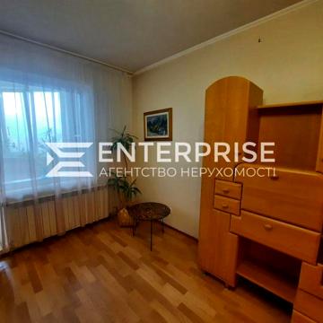 Продається 3 к. квартира на Соломянці, вул. О.Пироговського