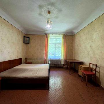 3 кімн. квартира, 1/4, ЦЕНТР- вул. Сачко