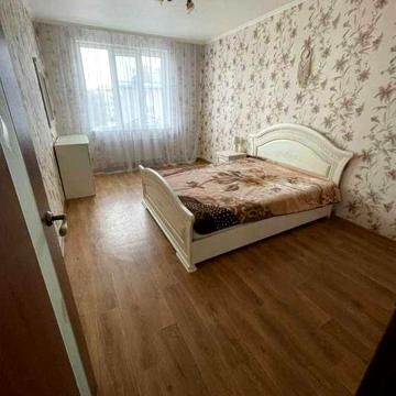 Продається 2 кімнатна квартира на Виставці 38495