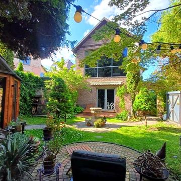 Будинок в парковій зоні