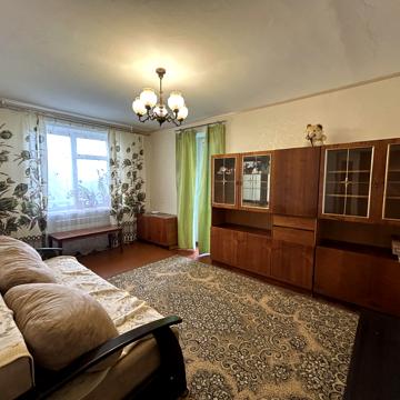 Академіка Корольова вул., 56