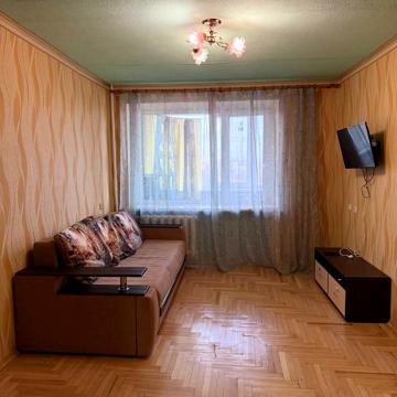 Олександра Поля просп. (Кірова), 98-В