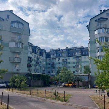 Продаж 2-х кім квартири 91 кв.м. вул. Дяченка, 20 В