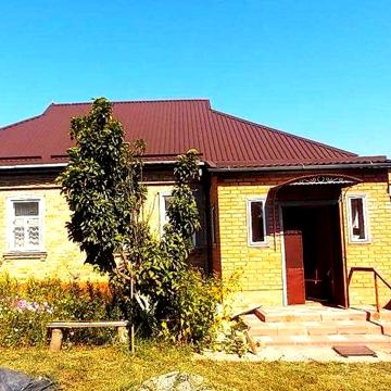 Будинок по вулиці Січових Стрільців .