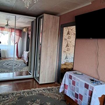 Продаю 4 кімнатну квартиру