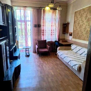 1 кімнатна квартира біля метро Левада