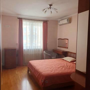 Академіка Палладіна просп., 22