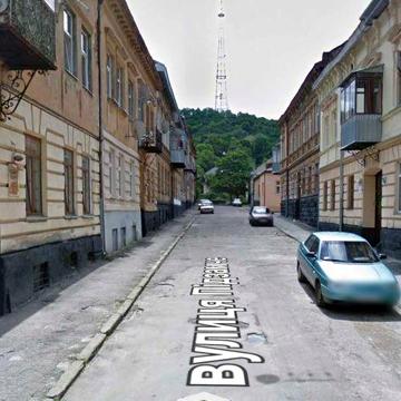 Продаж 1кім вул Підзамче авст будинок
