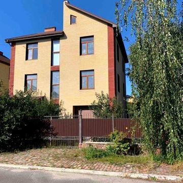 Продаж котеджу в СК "Чорнобилець-1"