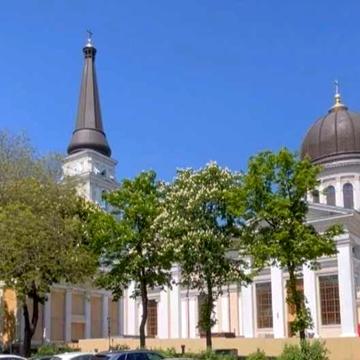 Купи  две квартиры на Соборной площади и зарабатывай уже сегодня !