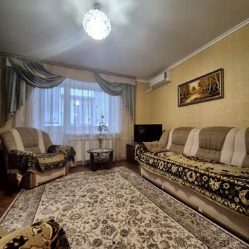 Н Холодногірська, 10