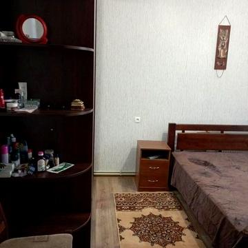 Продаю трьохкімнатну квартиру вул . Прикордонна Маріупольська