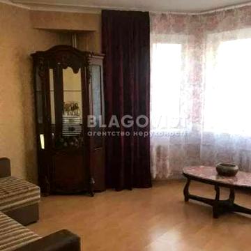 Продам 2-кім Микільсько-Слобідська 2в, Лівобережна, видова на Лавру