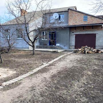 Продам будинок. смт. Васильківка