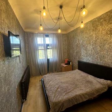 Продам квартиру 4 кімнати
