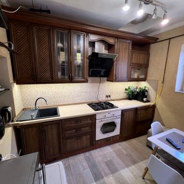 Продам будинок по вулиці Джамбула