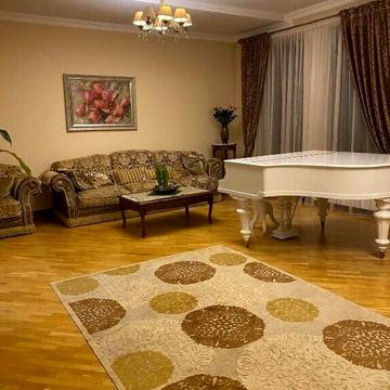 Костя Левицького вул. (), 81