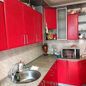 Здається хороша трьохкімнатна квартира в довгострокову оренду