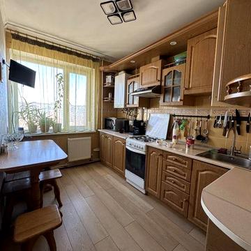 Продаж 3-х кімнатної квартири з автономкою