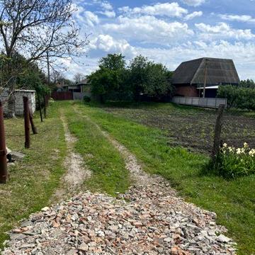 Продам будинок в Пирятині