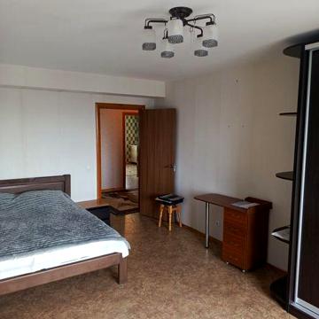 Продаж 2 кімн .новобудова кв.75 м ² з автономкою.
