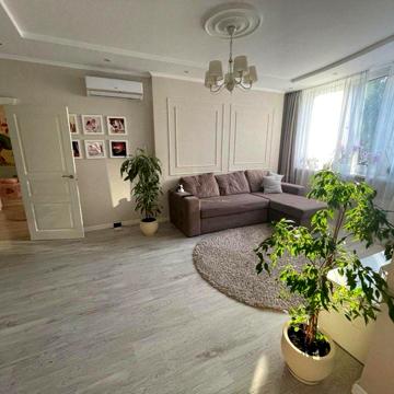 3-кімнатна квартира в новобудові на Ревуцького 7В
