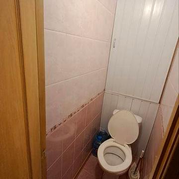 Двокімнатна, меблі і техніка