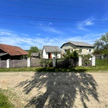 Будинок в с.Раків Калуського району( Івано-Франківська обл. )