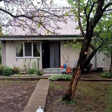 Пропуную в оренду дачу  на літній і довше період .