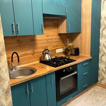 Продаж 3-х кім. квартири з АО, ремонт, меблі, техніка.