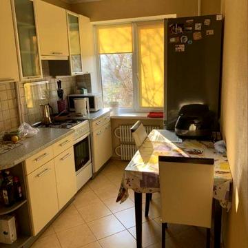 Сдам 2 кімн кв ВЛАСНИК Червоний камінь