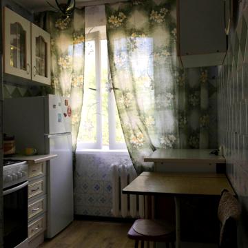Наукова вул., 76