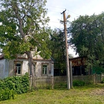 Продам  будинок  в пгт Дніпровське (КПК)