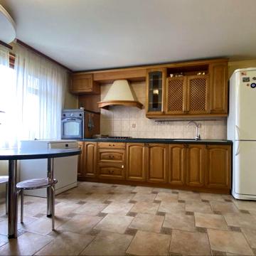 Оренда 3к квартири, м. Теремки, Глушкова 32 (є газ)