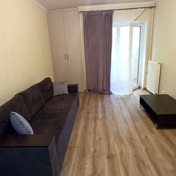 Здам 2к кв. м.Палац Україна, вул.Антоновича, 125