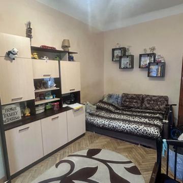 Під Дубом вул. (Космонавтів), 4