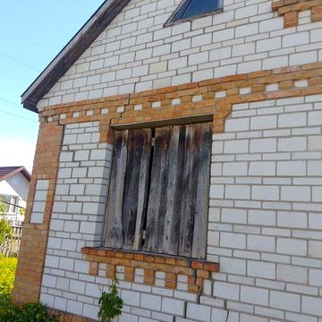 Продаж недобудованого будинку з погребом смт.Дашів